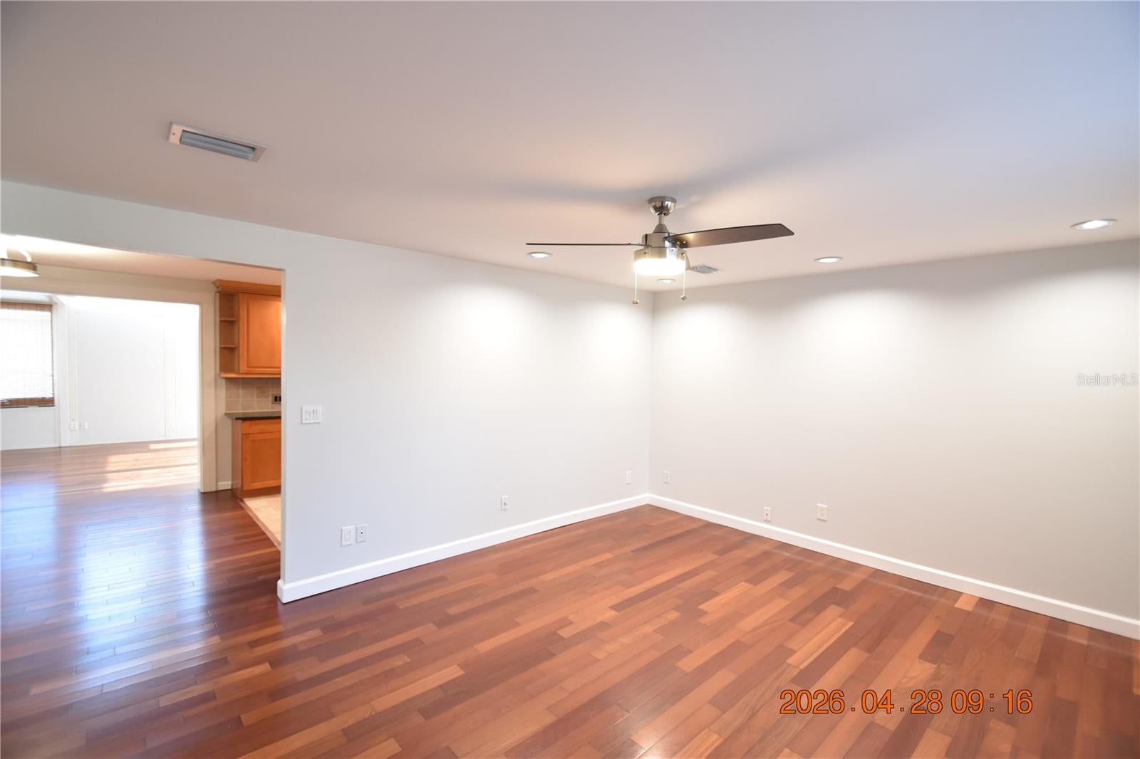 SOUTHSIDE - Residential Lease