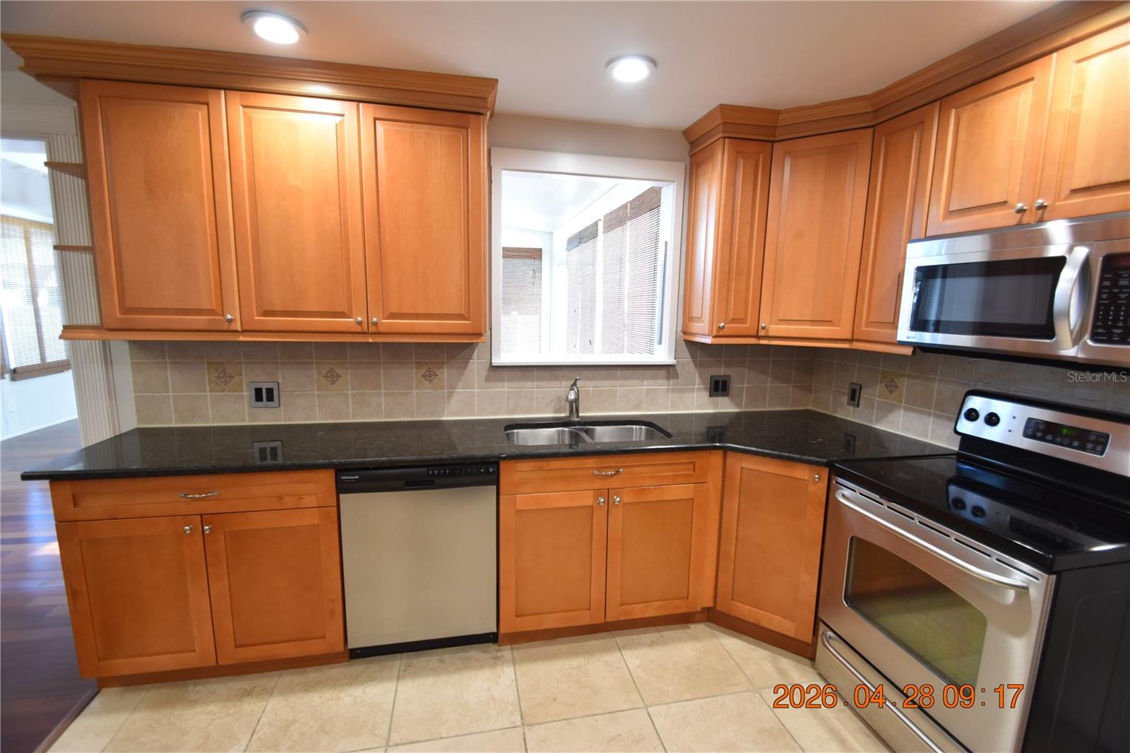 SOUTHSIDE - Residential Lease