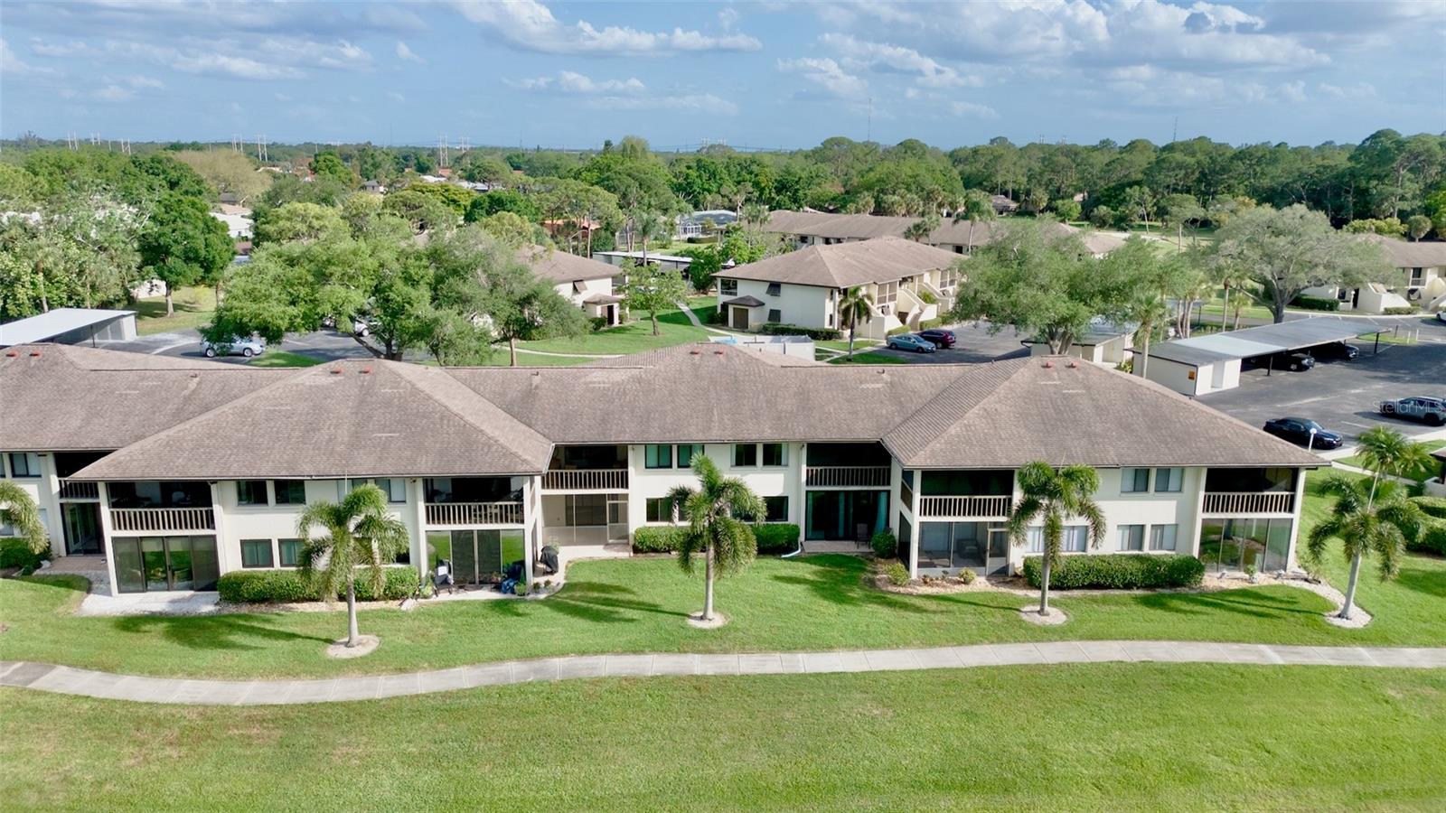 LONGWATER CHASE - Residential