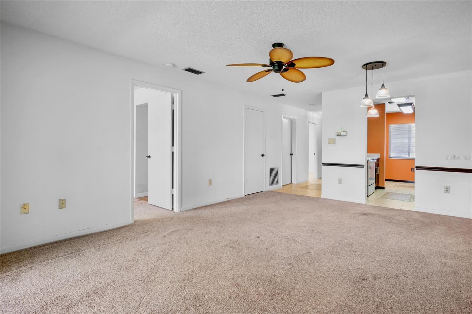 LONGWATER CHASE - Residential