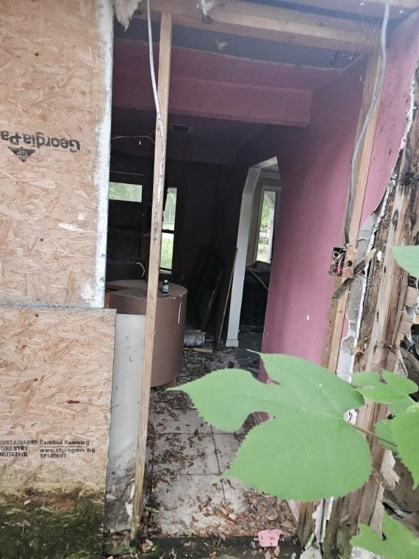 Photo 5 of 5 of 312 SE 49TH DRIVE house
