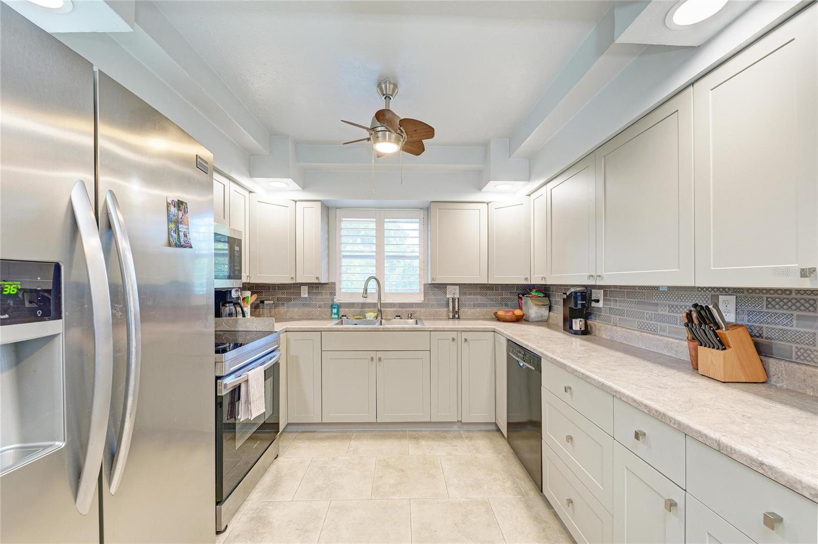 SOUTH GATE - Residential