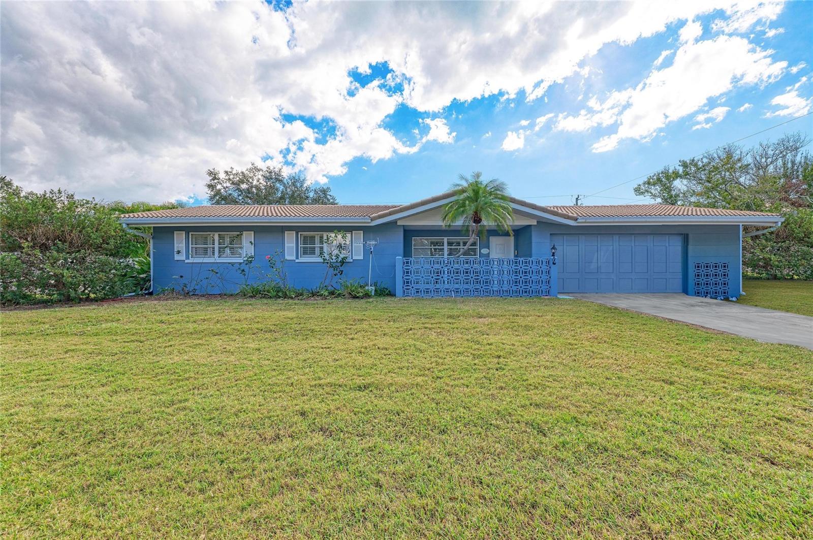 SOUTH GATE - Residential