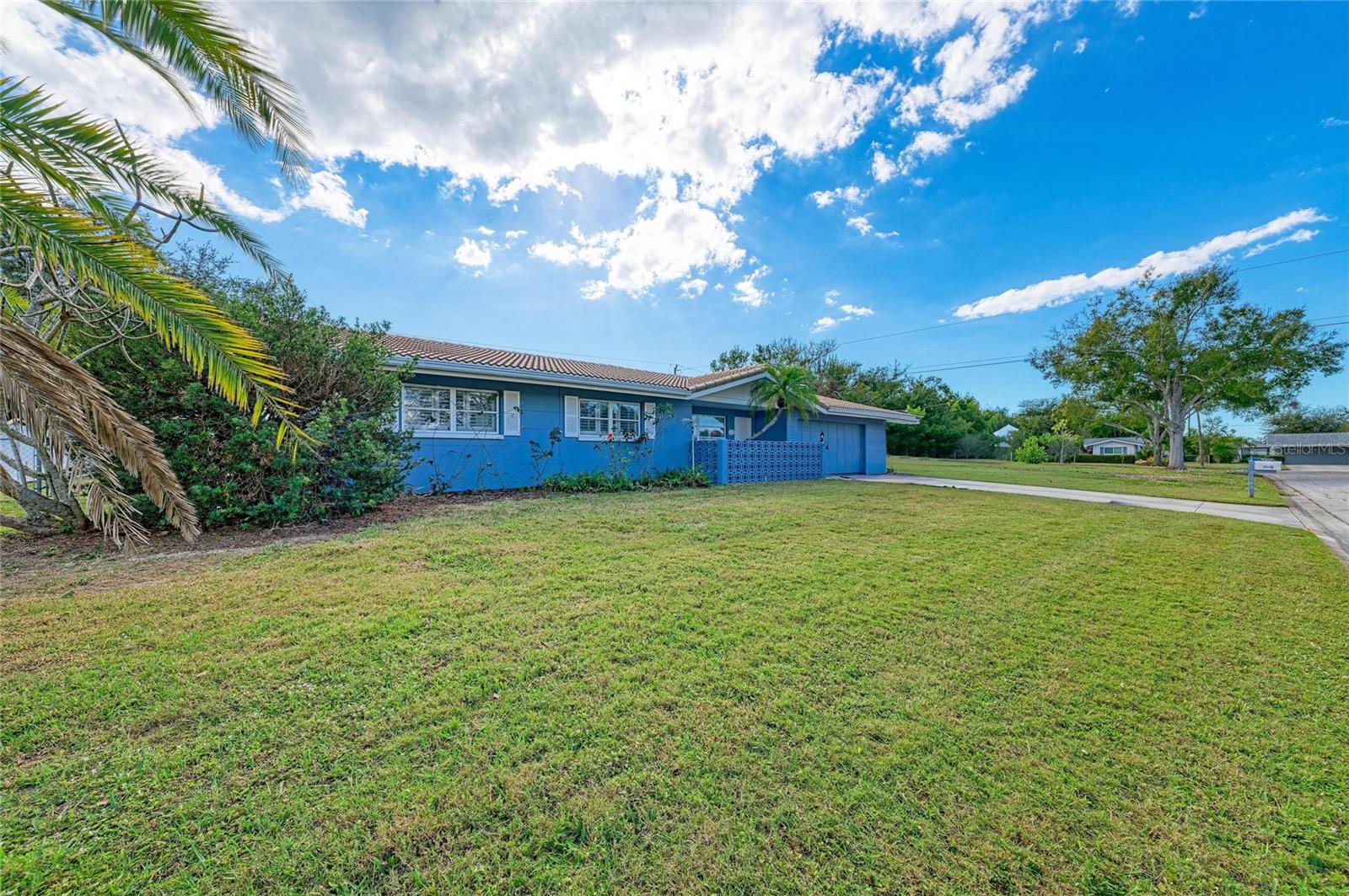 SOUTH GATE - Residential