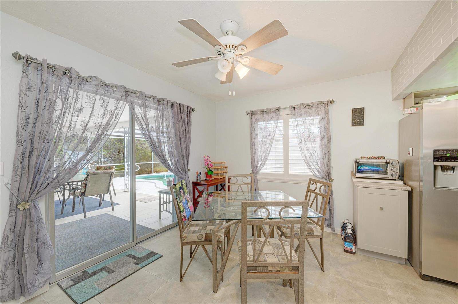 SOUTH GATE - Residential