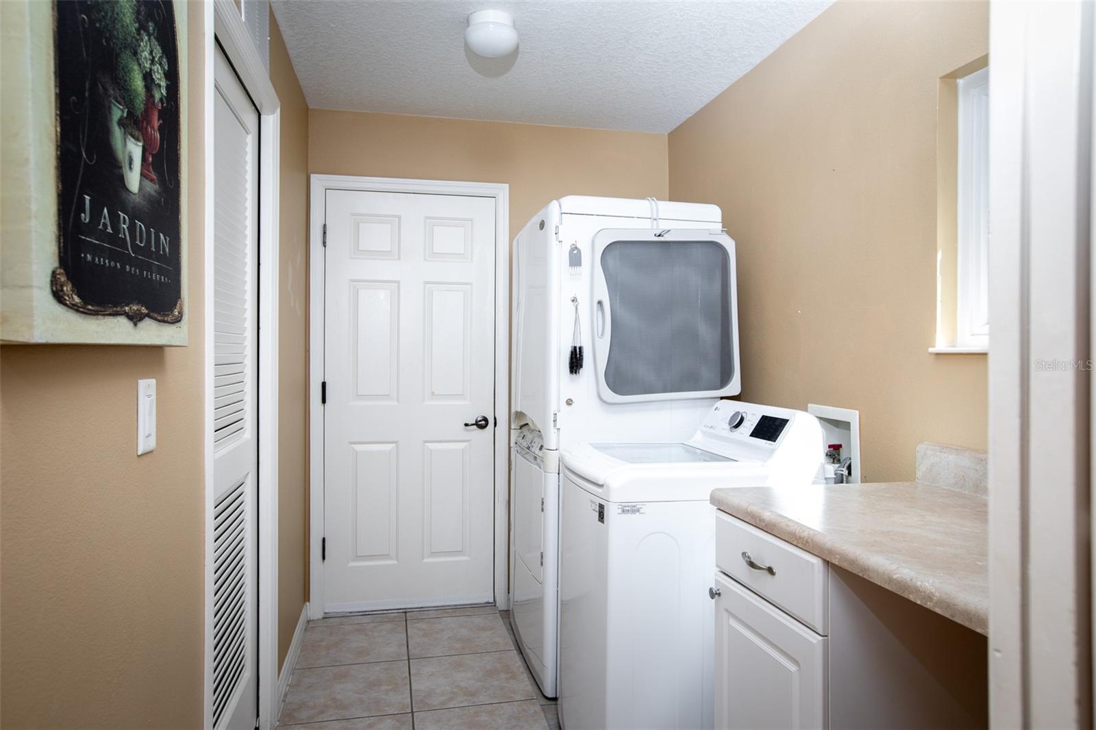 ROYAL HIGHLANDS PH 02-B LT 1317 PB 50 PG - Residential