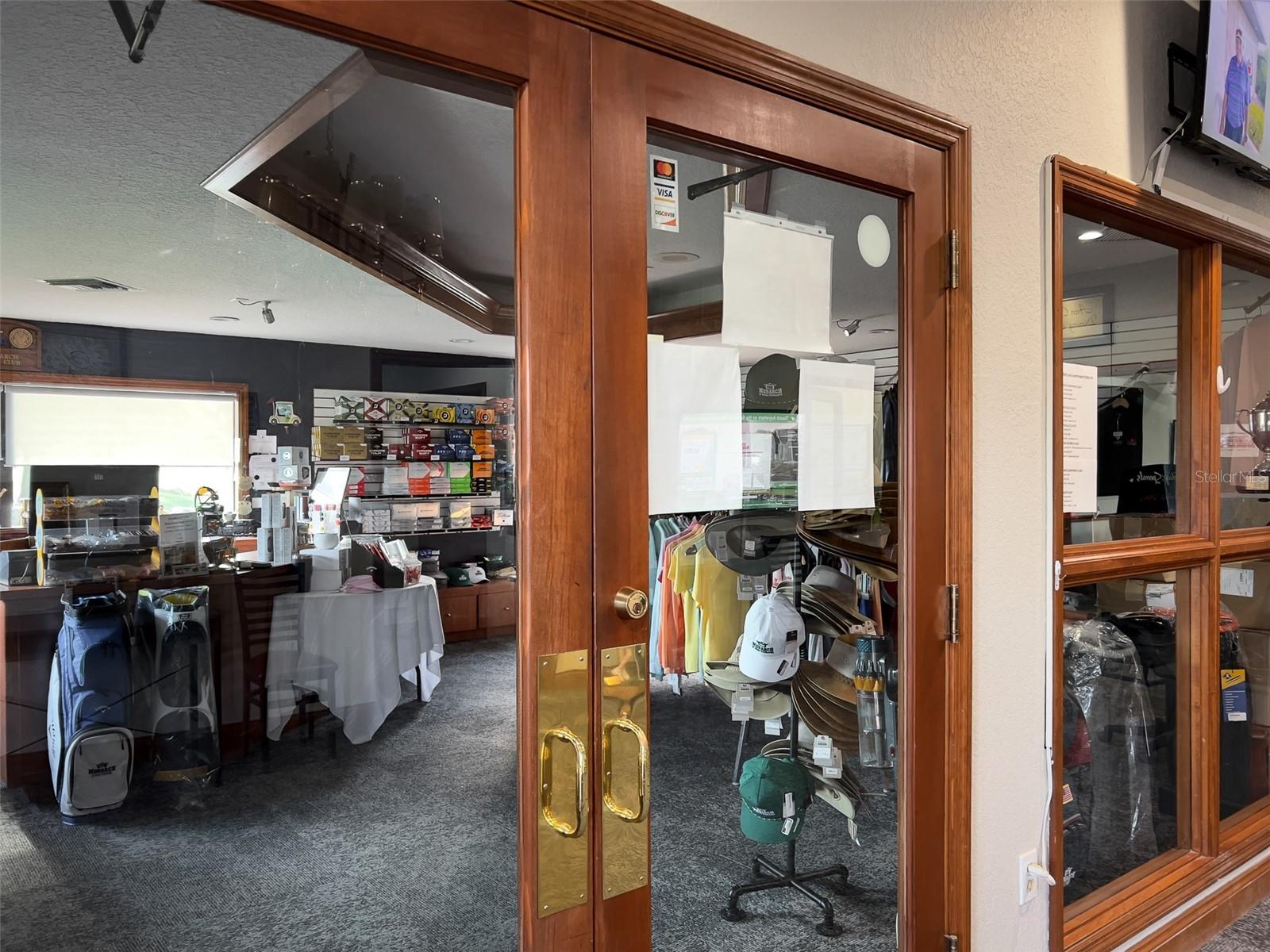 ROYAL HIGHLANDS PH 02-B LT 1317 PB 50 PG - Residential