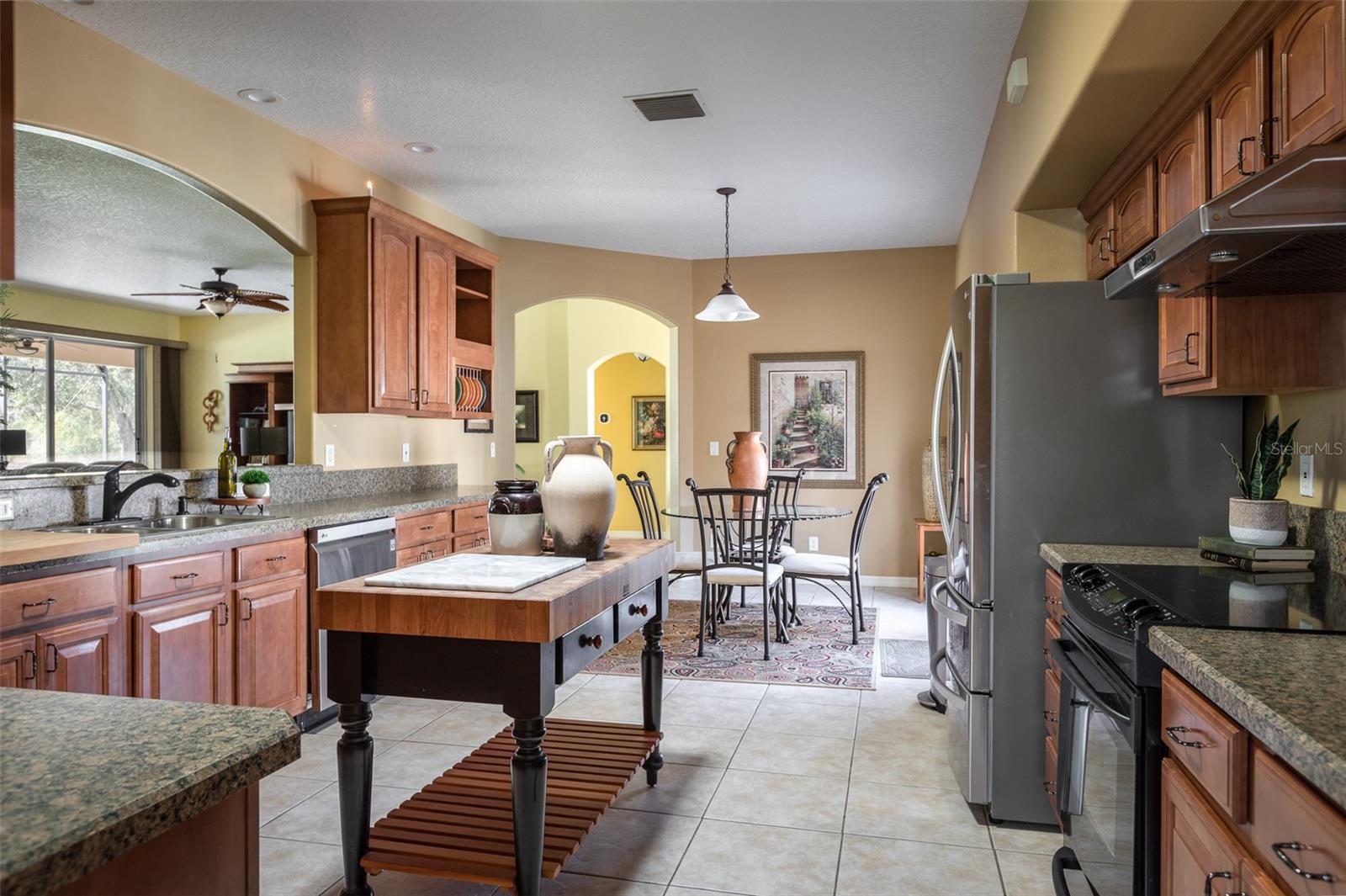 ROYAL HIGHLANDS PH 02-B LT 1317 PB 50 PG - Residential