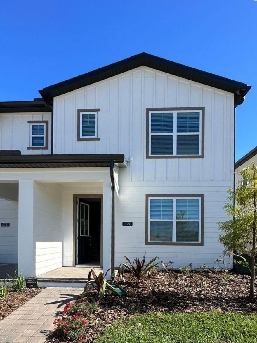 Brand new home in the desirable Horizon West area. Close to world-famous attractions, great dining, shopping and entertainment.