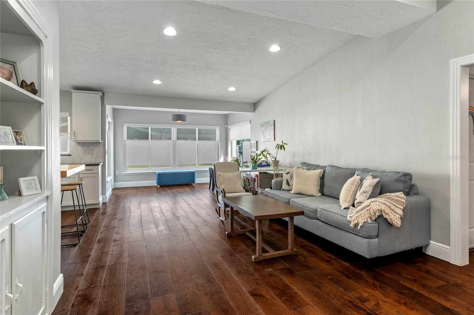 DOMMERICH ESTATES 1ST ADD - Residential