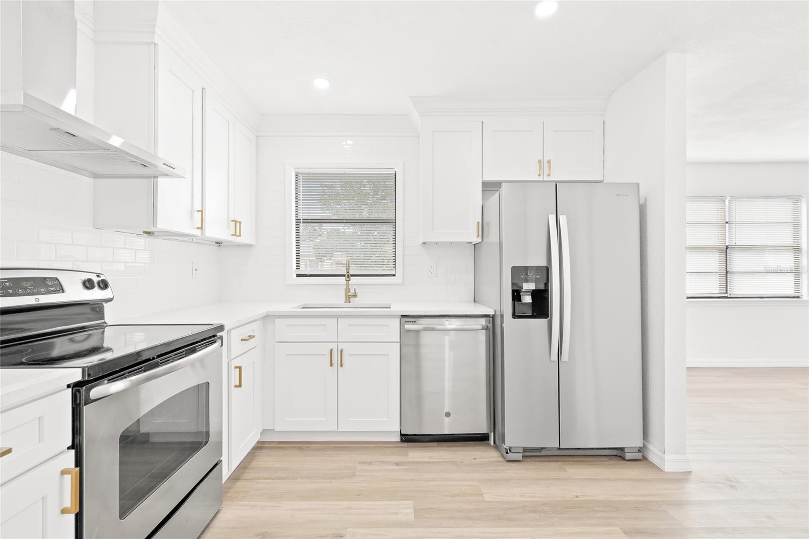 SHADOW RIDGE - Residential