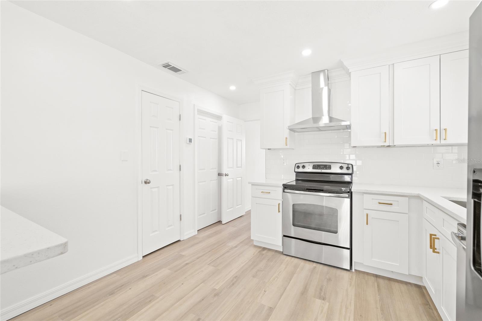 SHADOW RIDGE - Residential