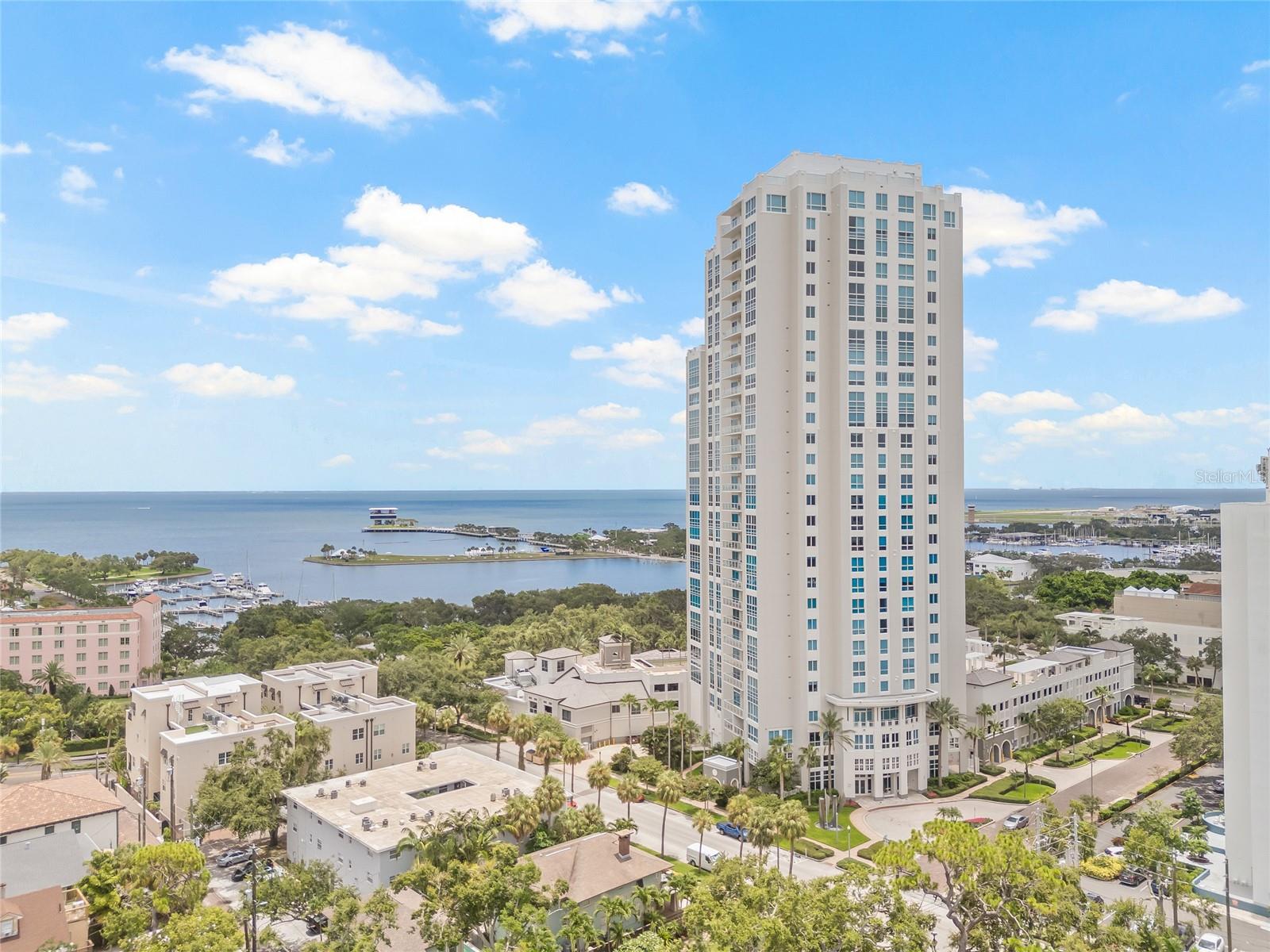 400 BEACH DRIVE NE 2301