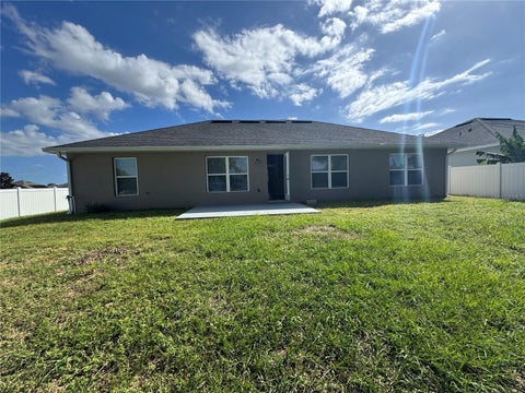 Tiny photo for 2201 Angel Fish Loop, Leesburg, FL 34748 (MLS # G5119557)