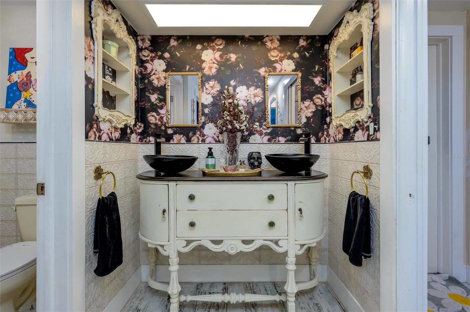 FOREST HILLS - Residential