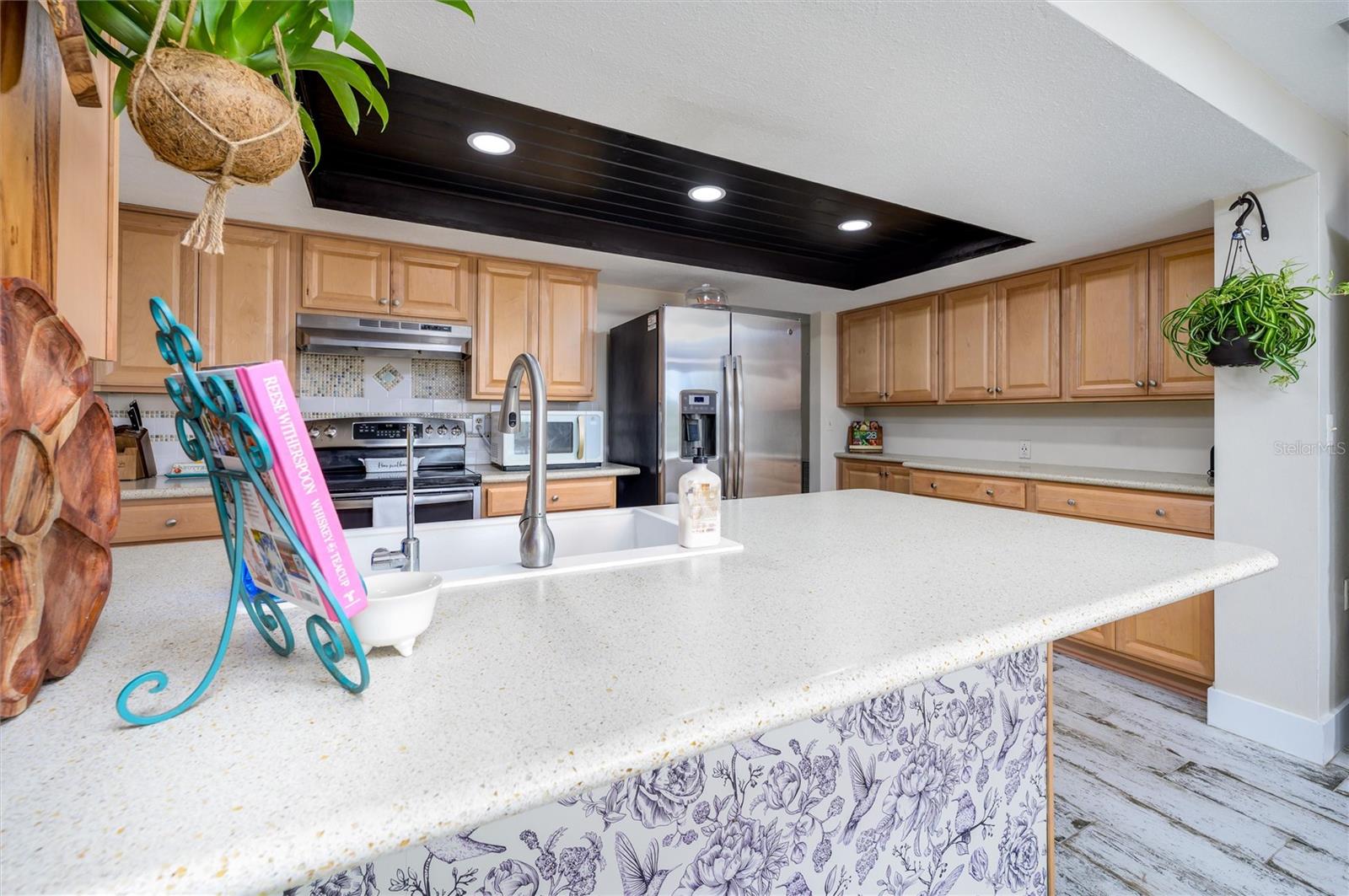 FOREST HILLS - Residential