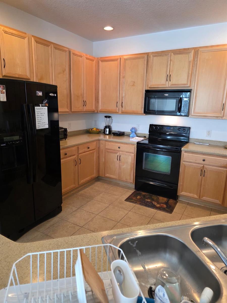 COMPASS BAY UNIT 1 - Residential Lease