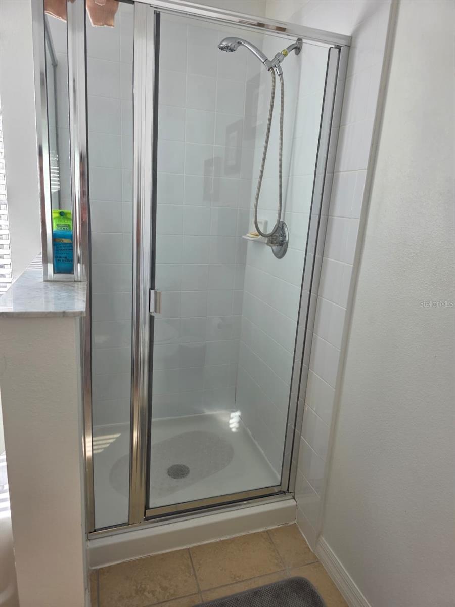 COMPASS BAY UNIT 1 - Residential Lease