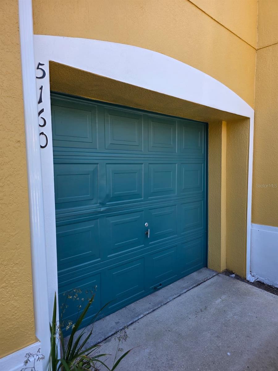 COMPASS BAY UNIT 1 - Residential Lease