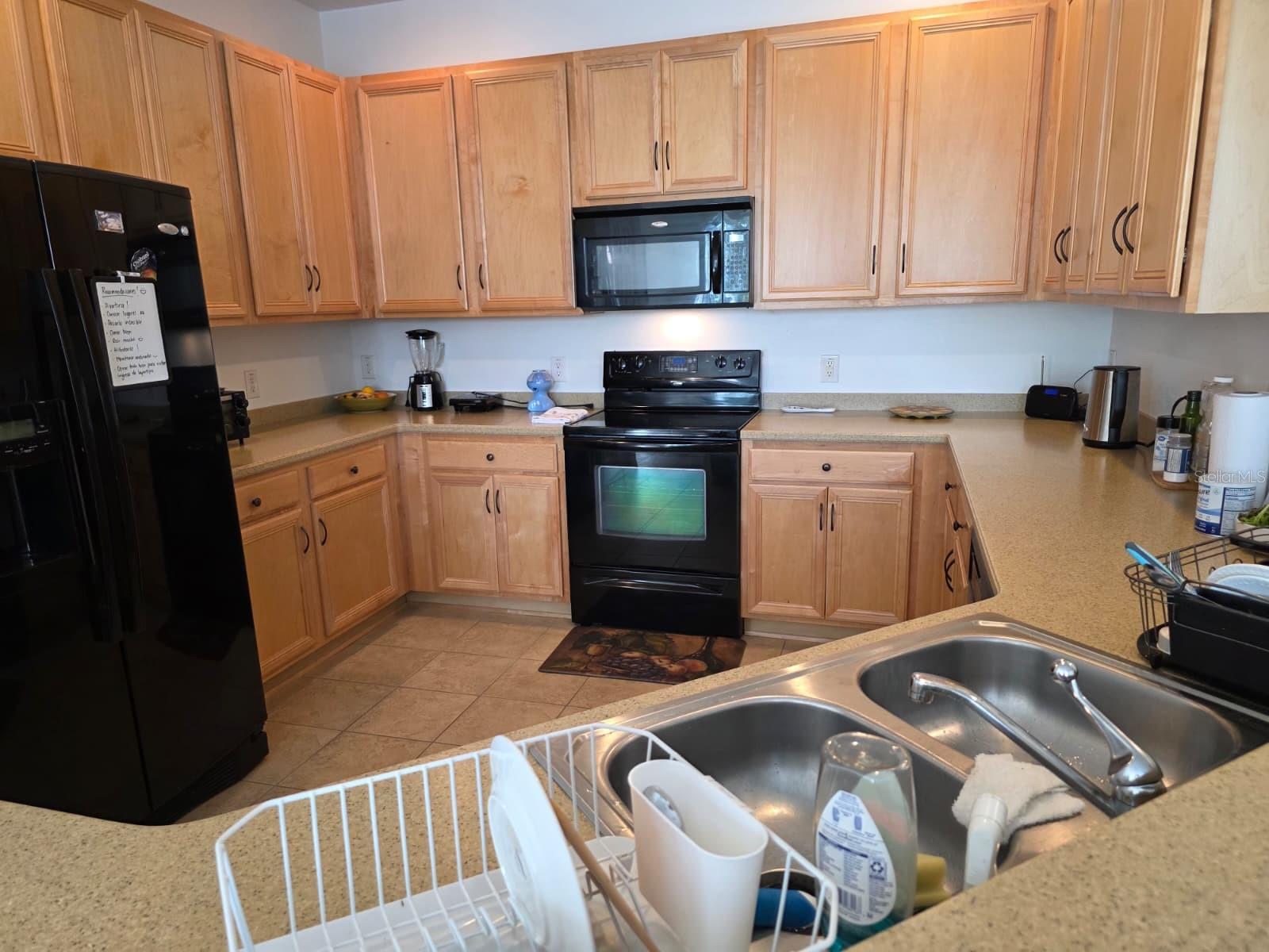 COMPASS BAY UNIT 1 - Residential Lease