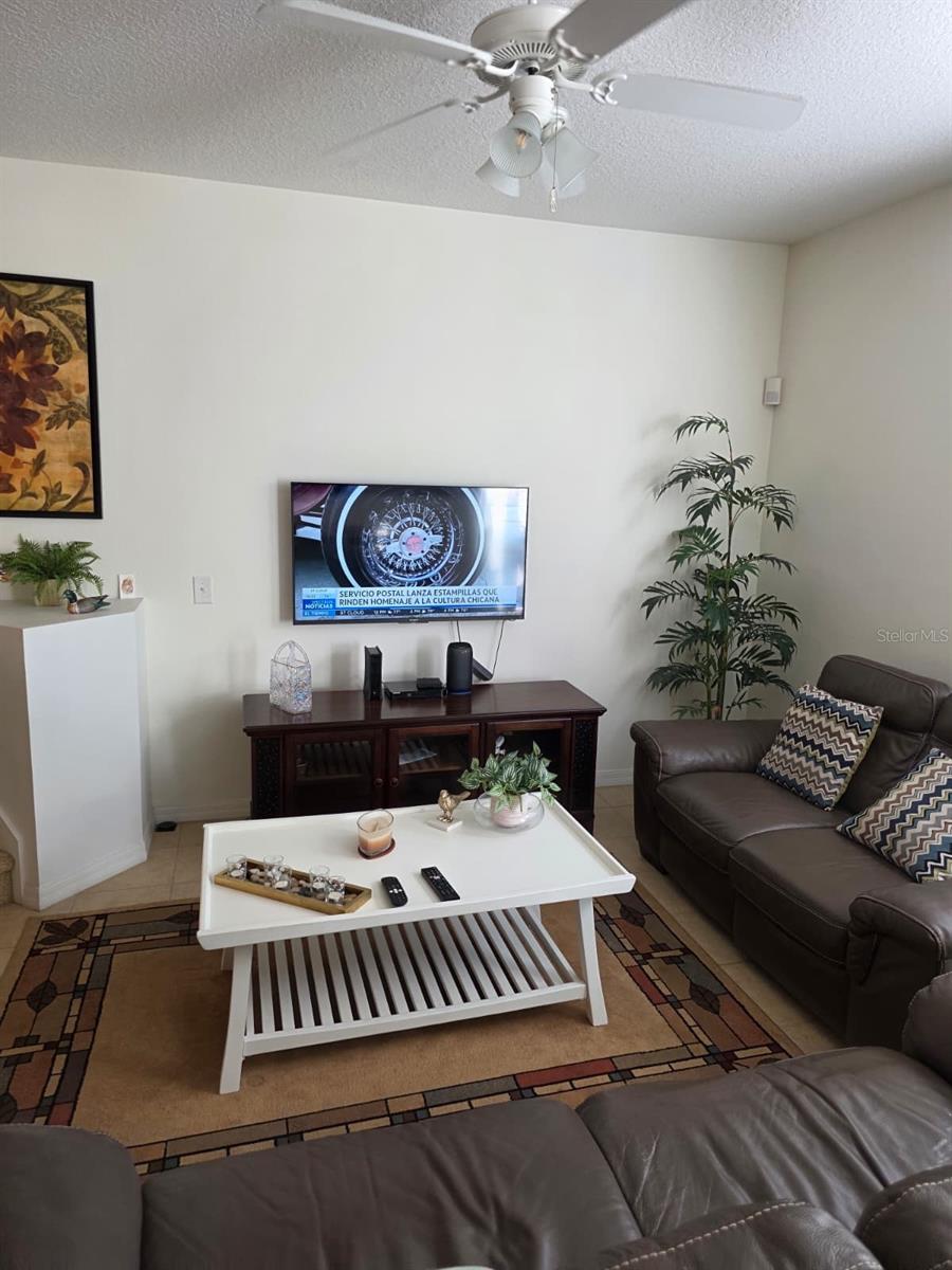 COMPASS BAY UNIT 1 - Residential Lease