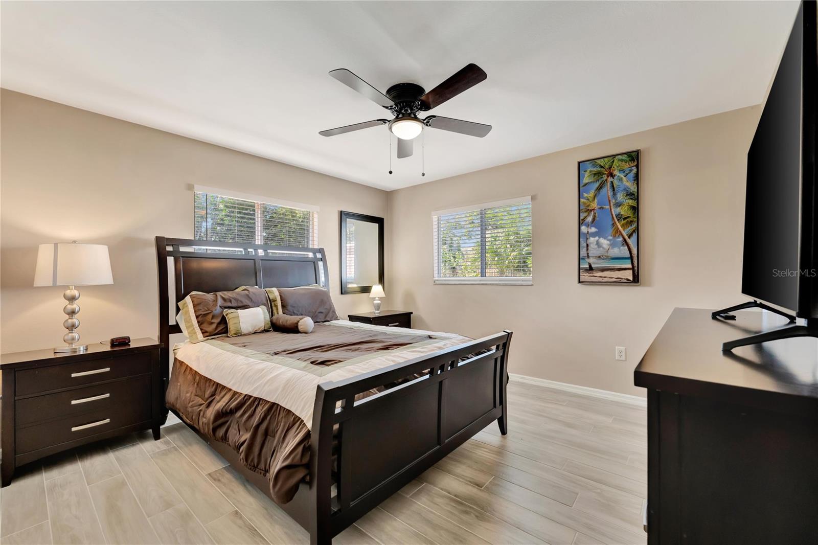 SOUTH GATE - Residential Lease