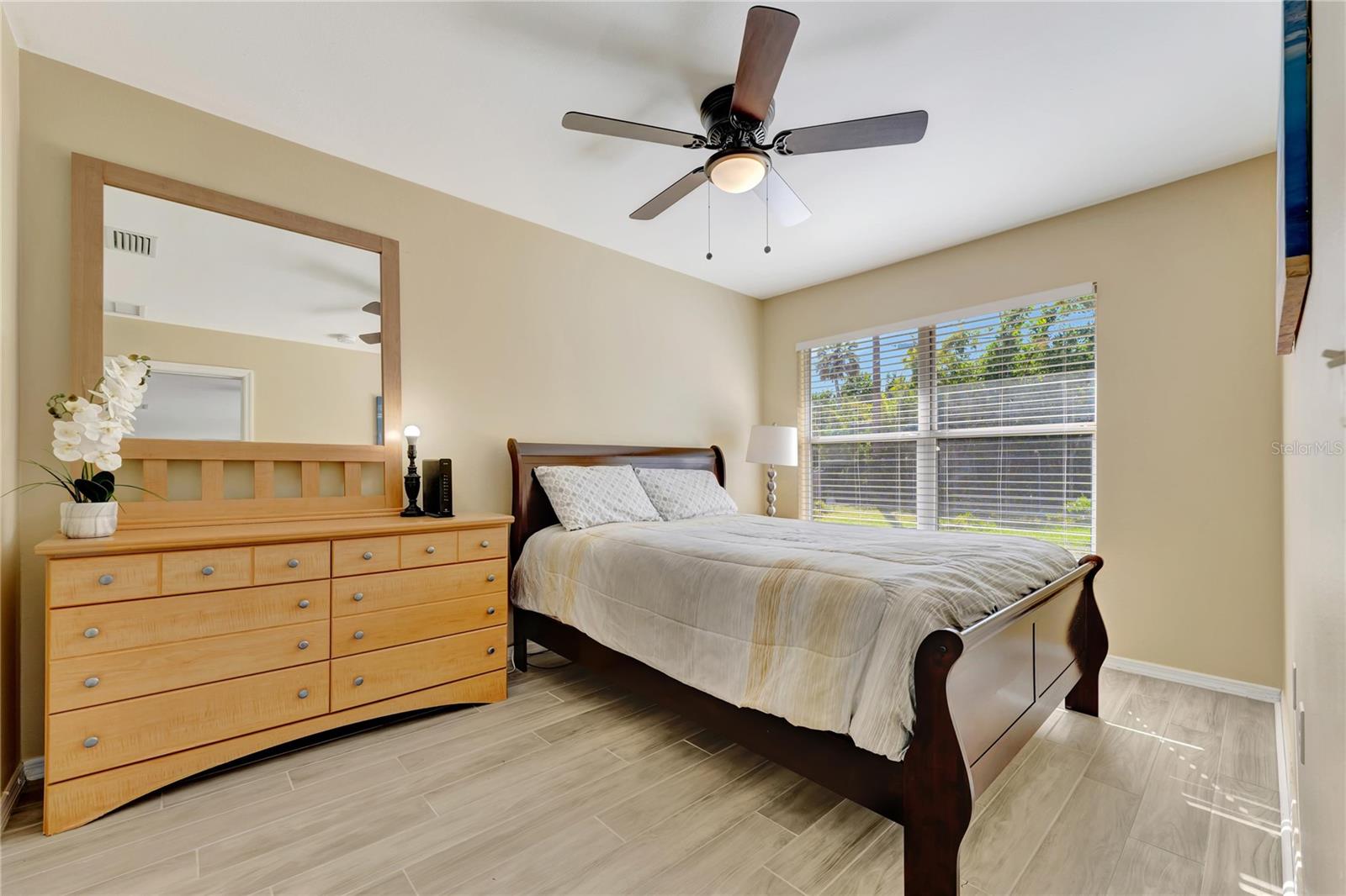 SOUTH GATE - Residential Lease