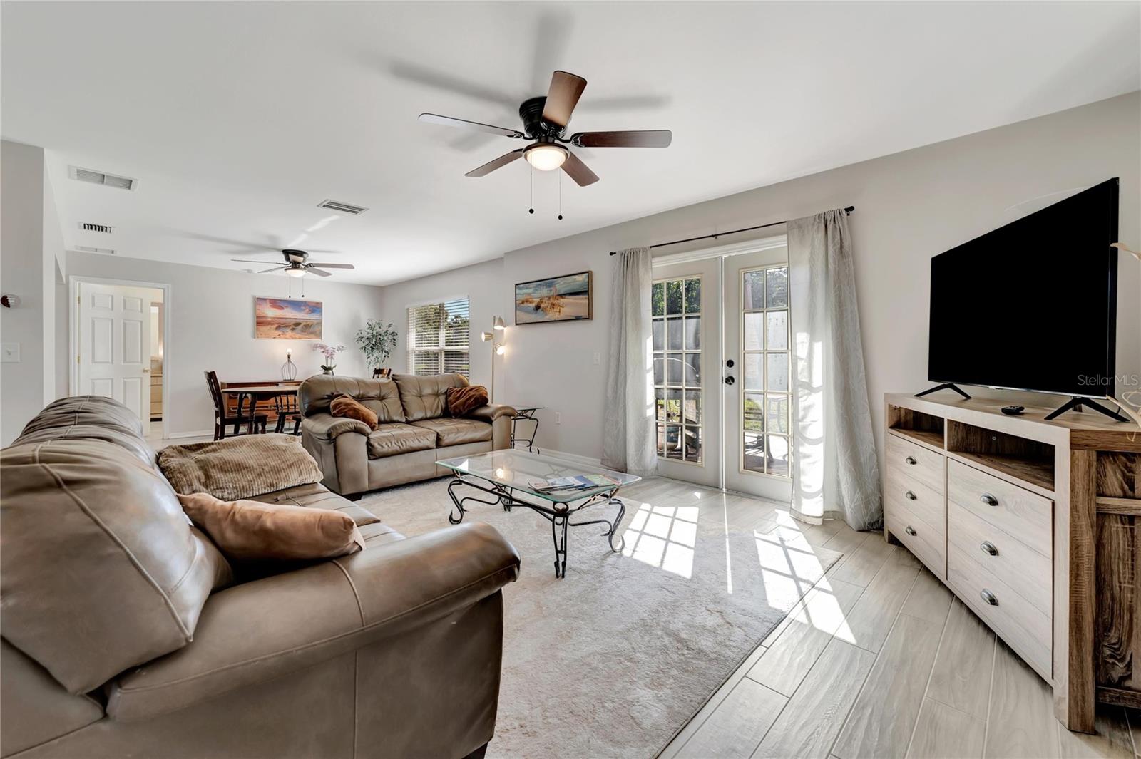 SOUTH GATE - Residential Lease