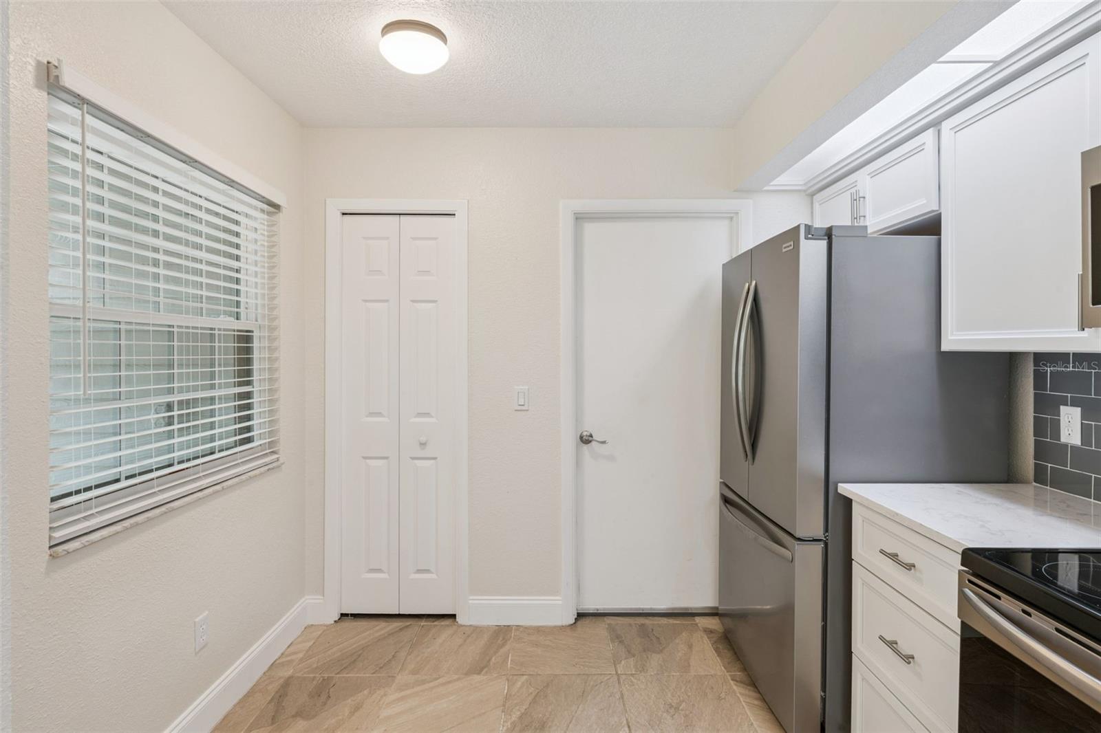 WOODBRIDGE AT COUNTRY CREEK - Residential