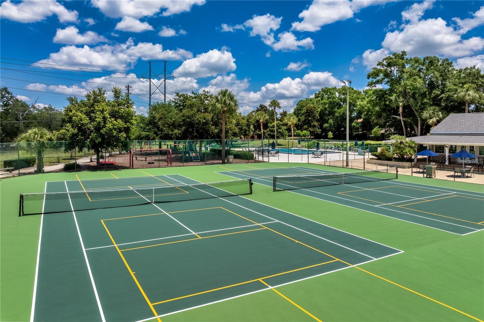 WOODBRIDGE AT COUNTRY CREEK - Residential