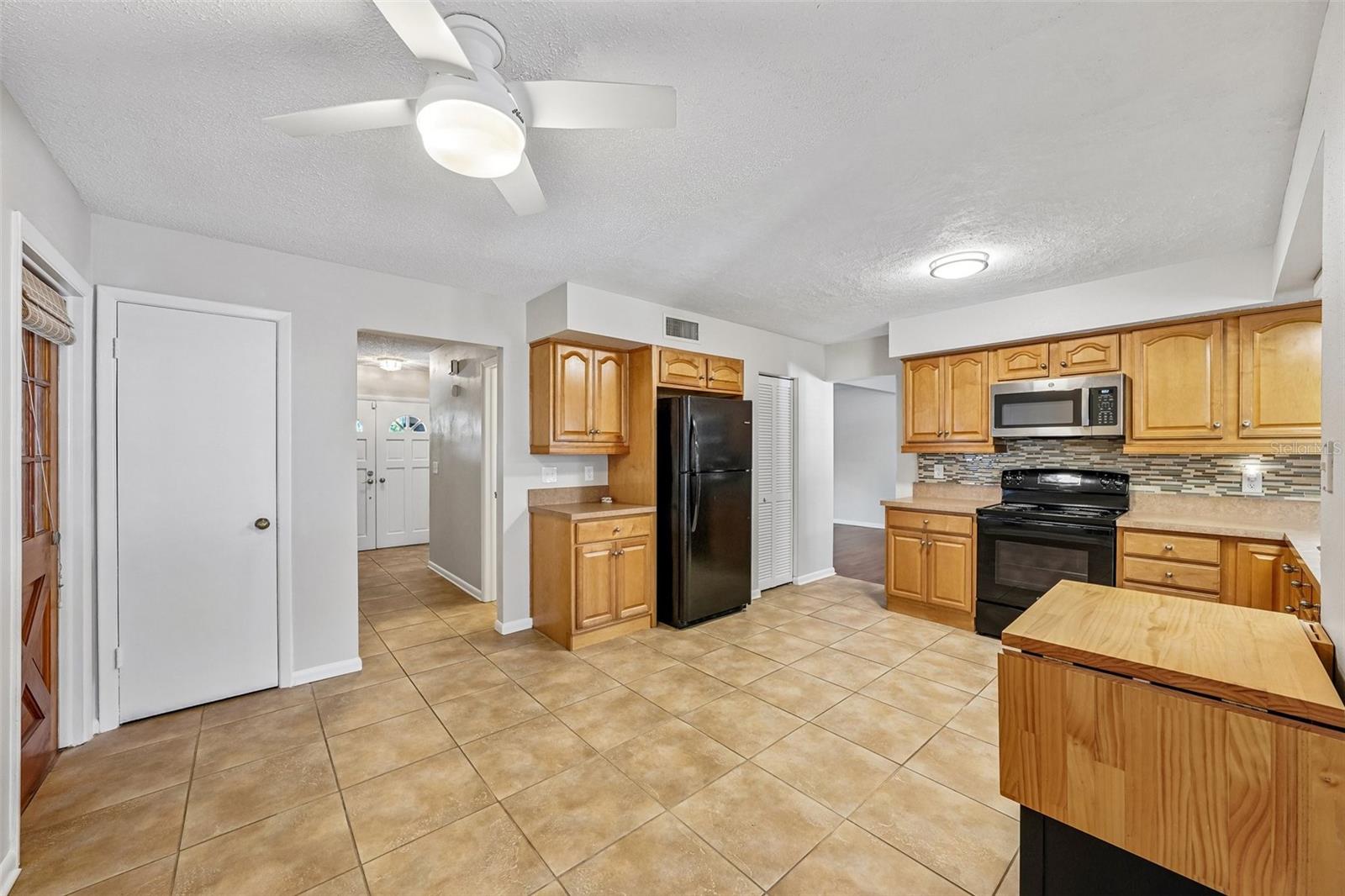 TOWNN COUNTRY PARK SC 9 UN 13A - Residential