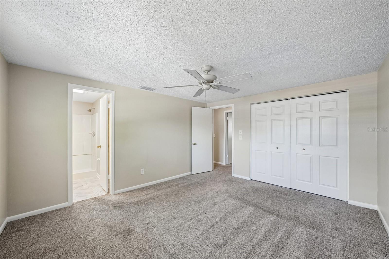 TOWNN COUNTRY PARK SC 9 UN 13A - Residential