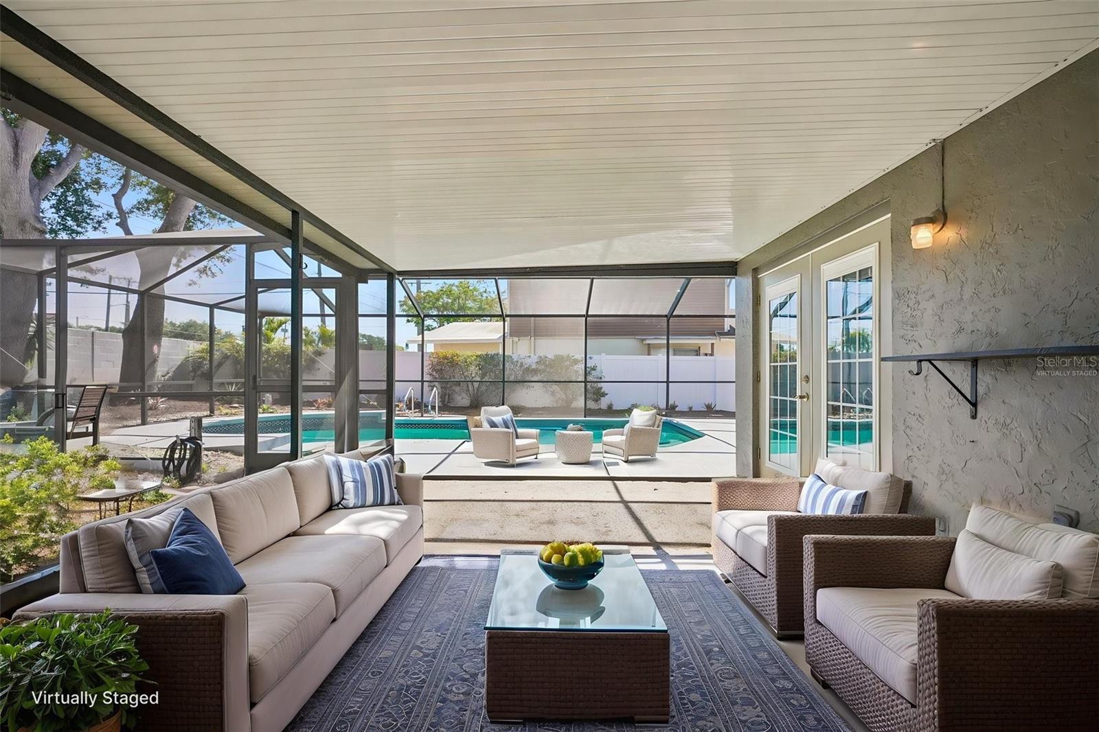 TOWNN COUNTRY PARK SC 9 UN 13A - Residential