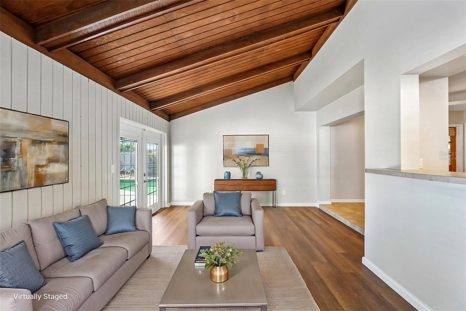 TOWNN COUNTRY PARK SC 9 UN 13A - Residential