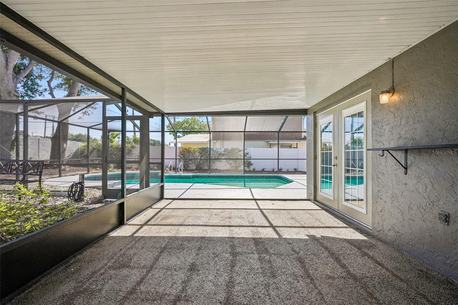 TOWNN COUNTRY PARK SC 9 UN 13A - Residential