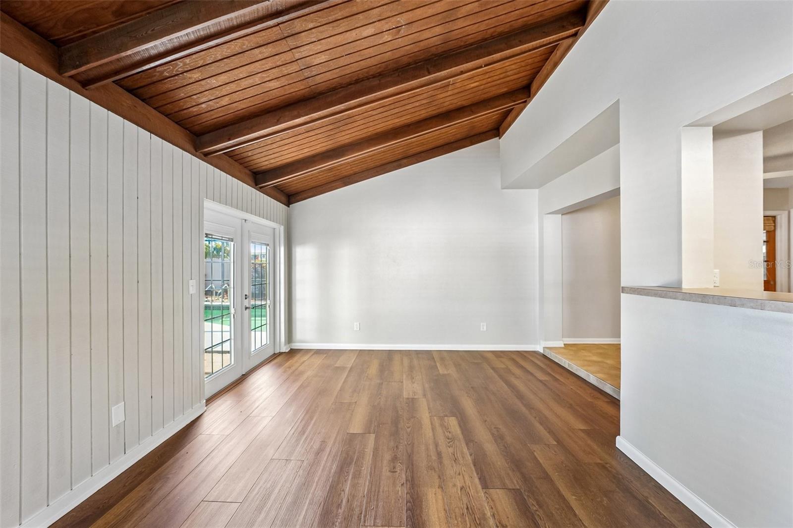 TOWNN COUNTRY PARK SC 9 UN 13A - Residential