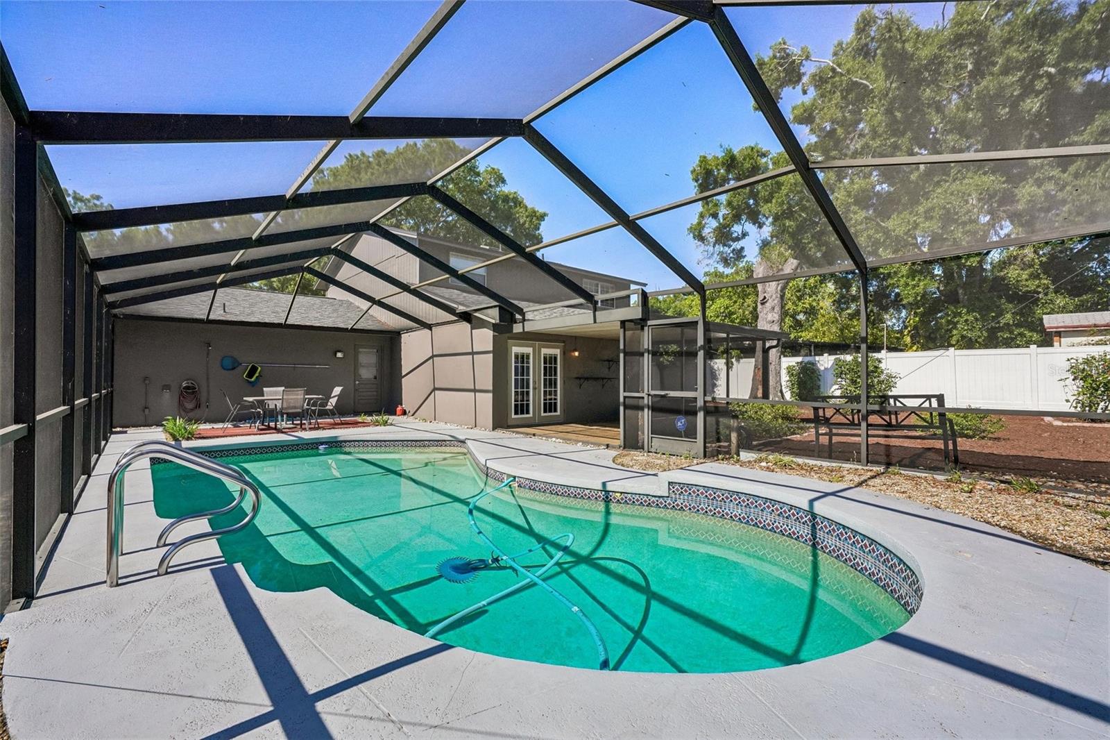 TOWNN COUNTRY PARK SC 9 UN 13A - Residential