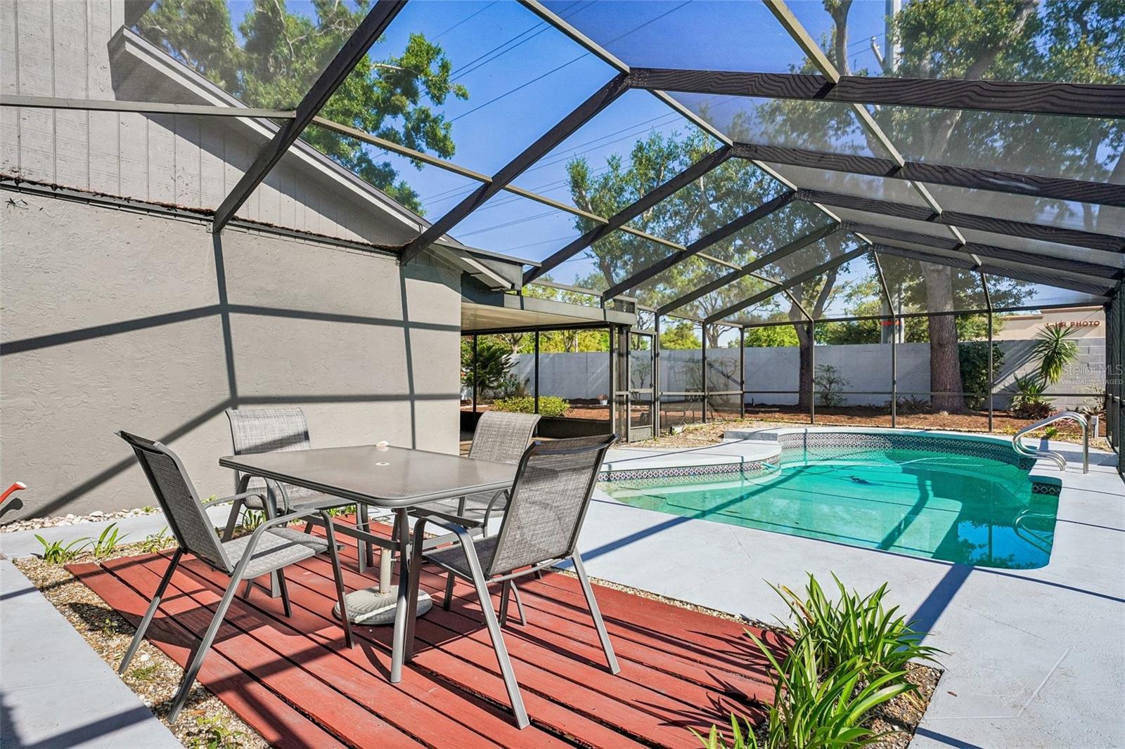 TOWNN COUNTRY PARK SC 9 UN 13A - Residential