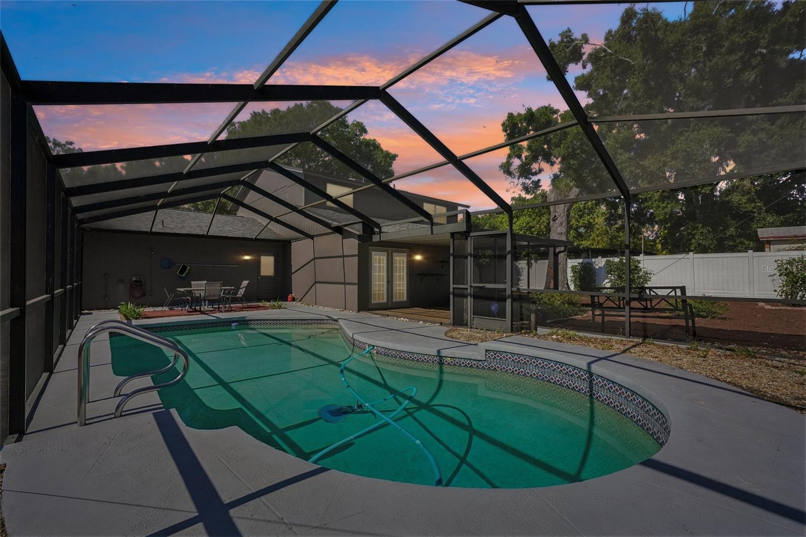 TOWNN COUNTRY PARK SC 9 UN 13A - Residential