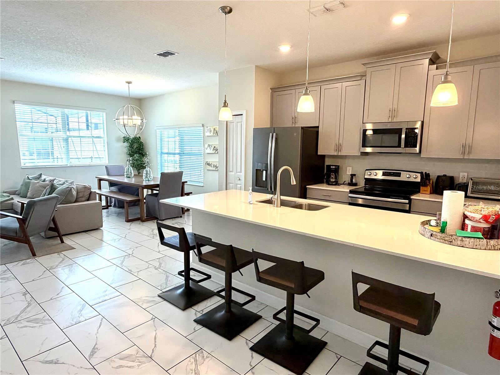 STOREY LAKE PH 3 - Residential