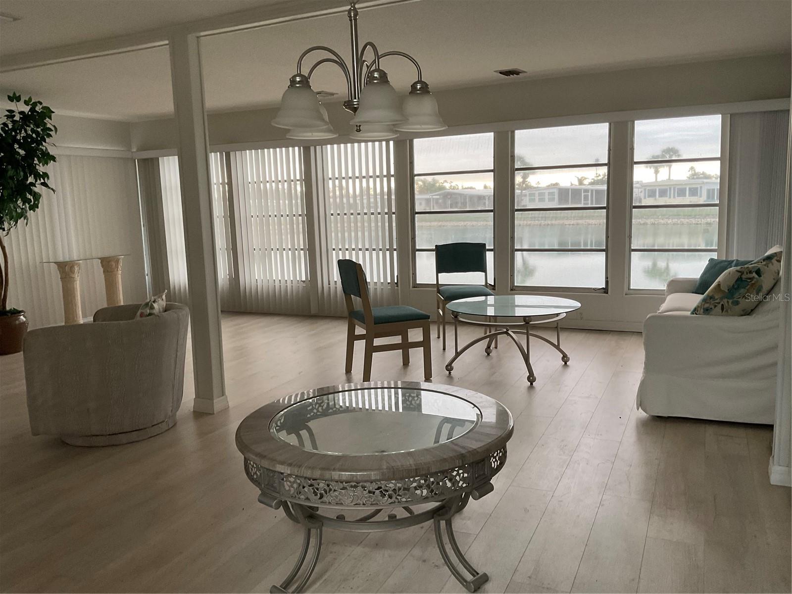 VENICE ISLE - Residential