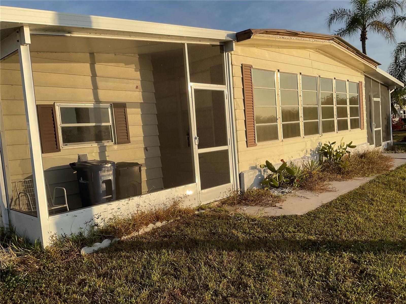 VENICE ISLE - Residential