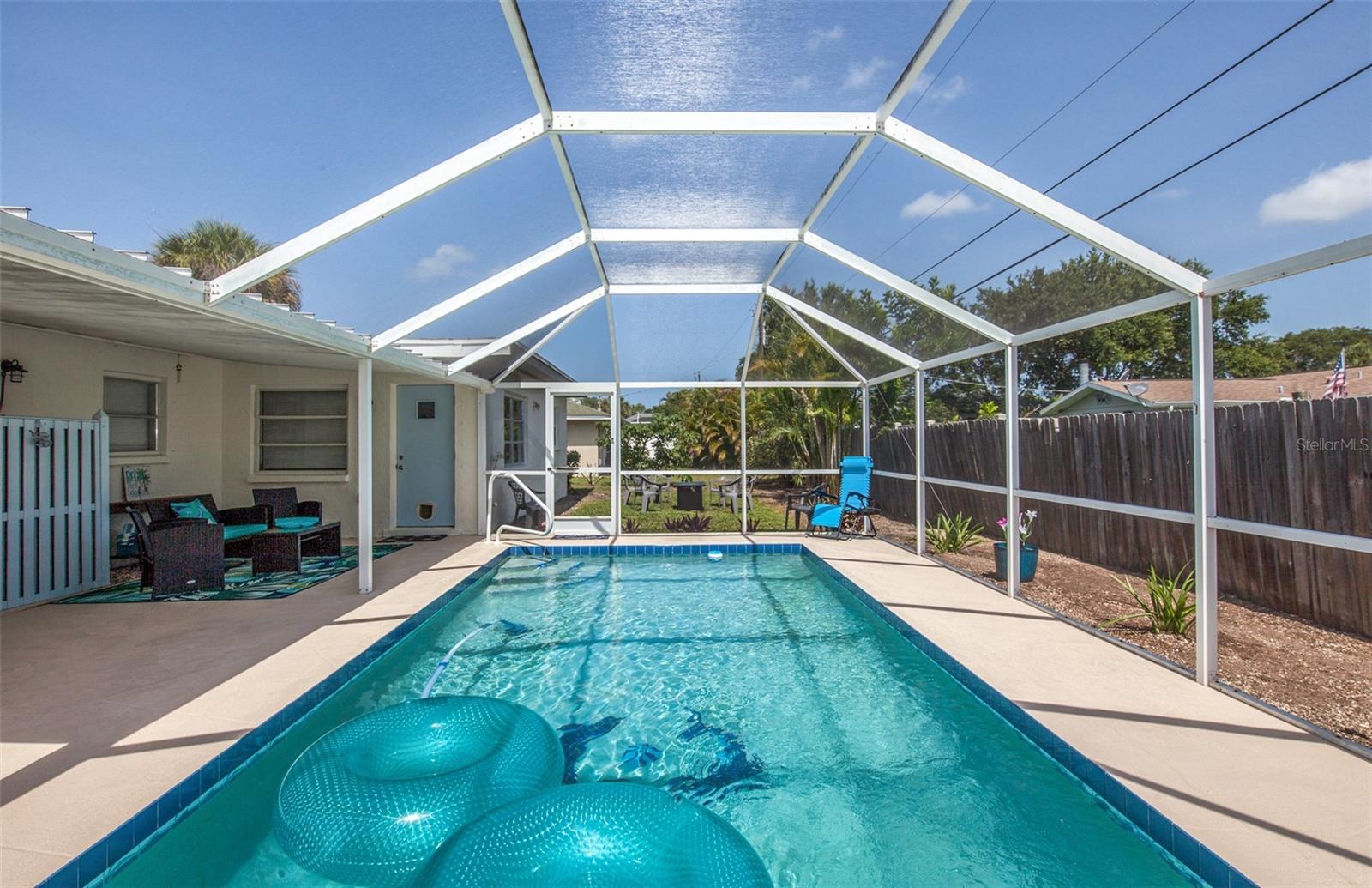 SOUTH VENICE - Residential