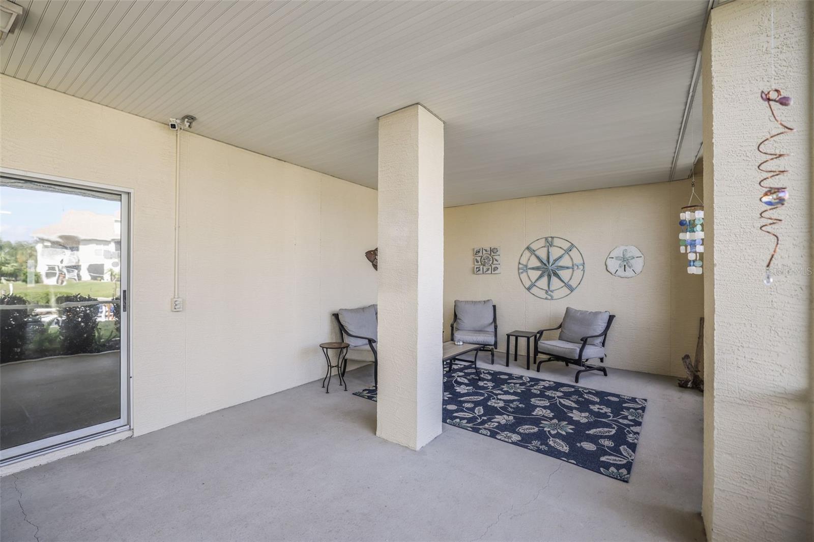 TWNHMS BY GULF SAND PEBBLE PRCL 06 - Residential