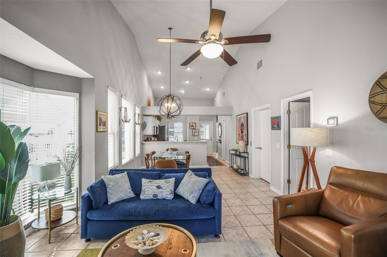 TWNHMS BY GULF SAND PEBBLE PRCL 06 - Residential