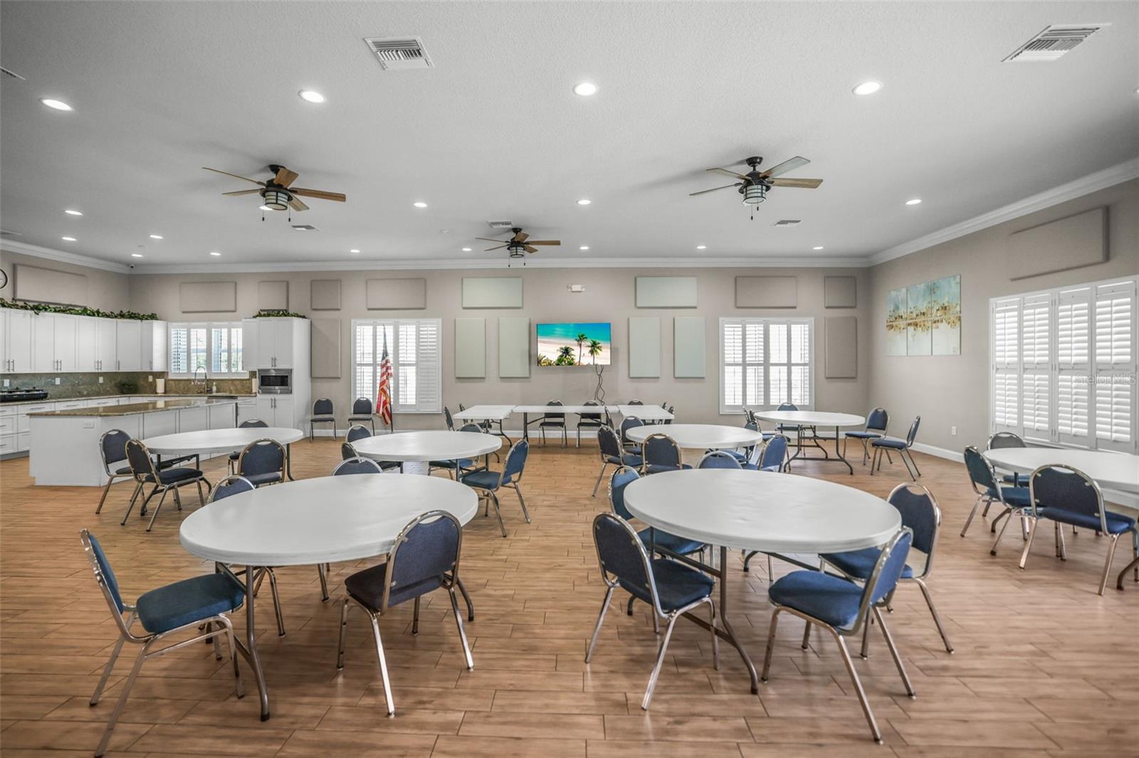 TWNHMS BY GULF SAND PEBBLE PRCL 06 - Residential