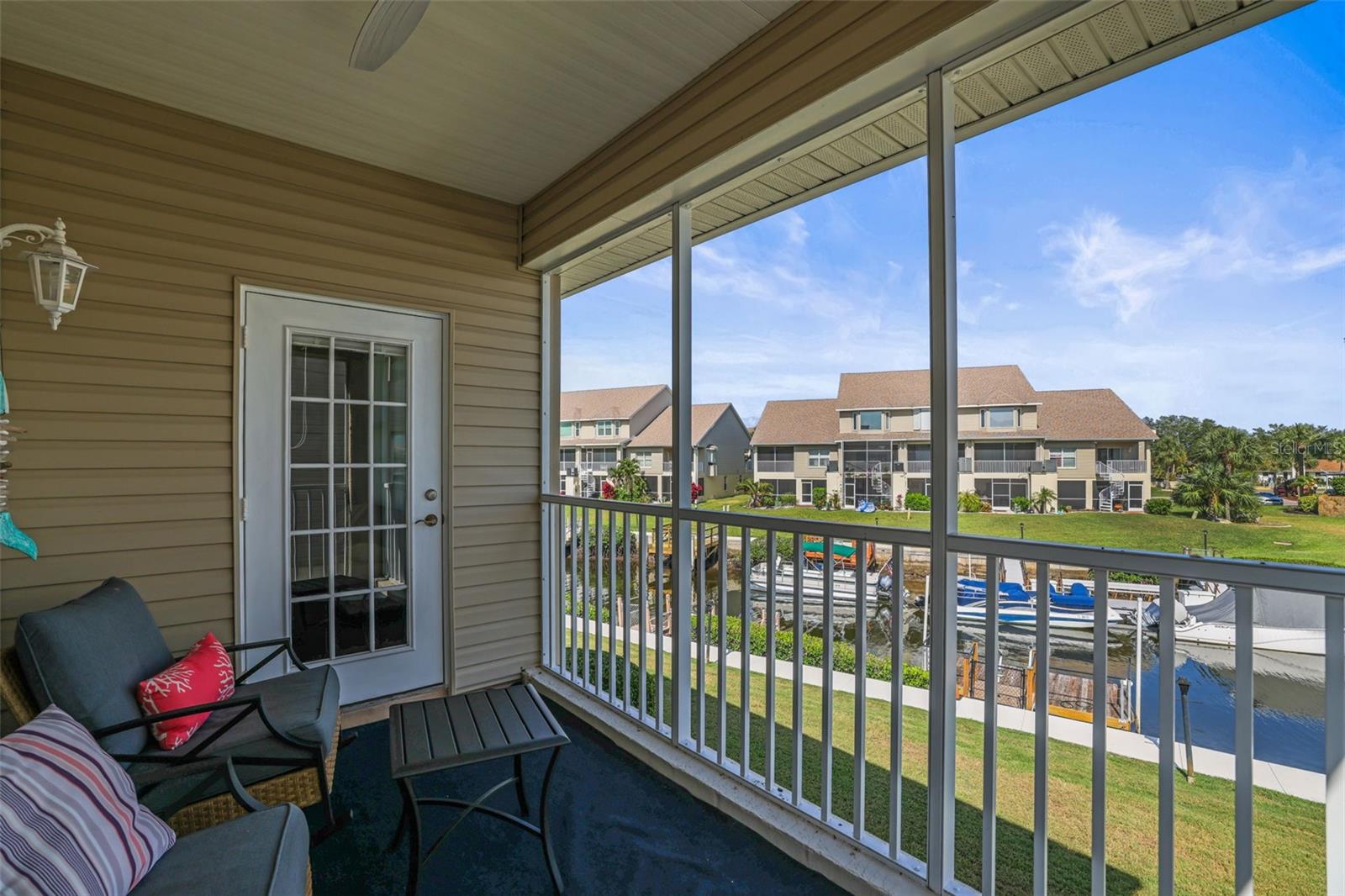 TWNHMS BY GULF SAND PEBBLE PRCL 06 - Residential