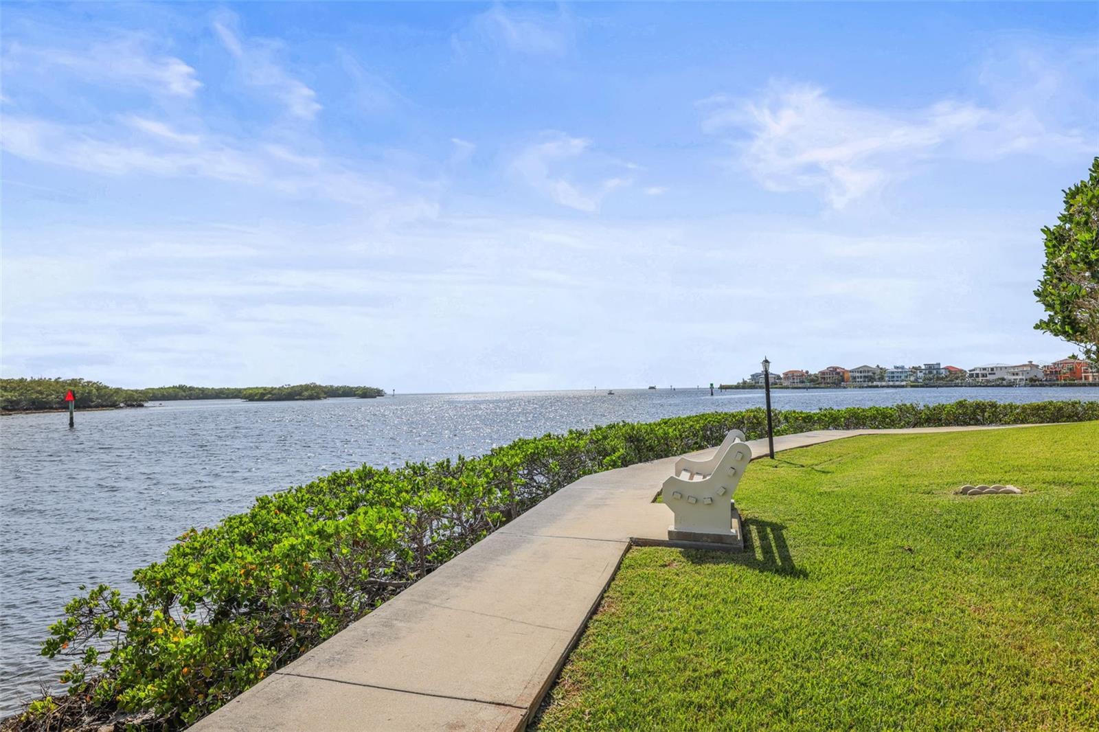 TWNHMS BY GULF SAND PEBBLE PRCL 06 - Residential
