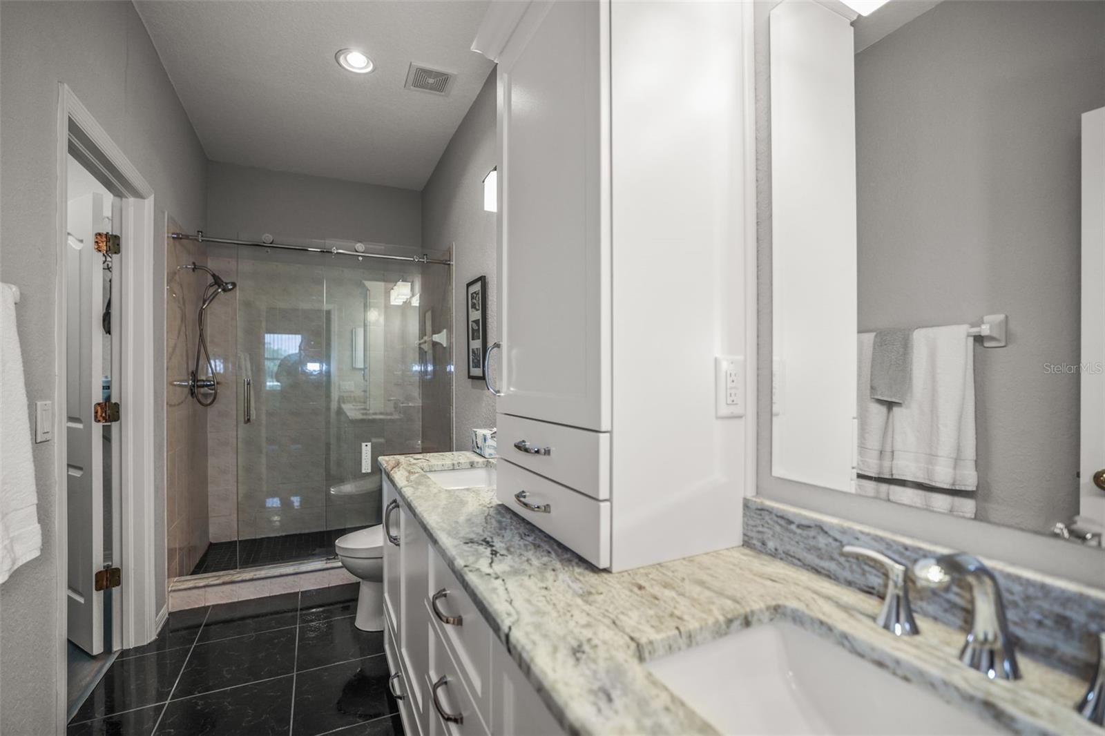 TWNHMS BY GULF SAND PEBBLE PRCL 06 - Residential