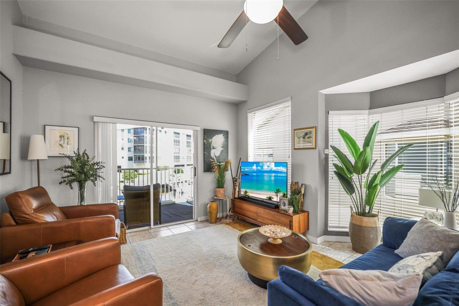 TWNHMS BY GULF SAND PEBBLE PRCL 06 - Residential